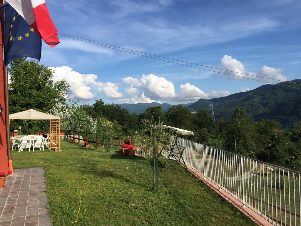Agriturismo Il Frutteto Ghivizzano Exteriör bild